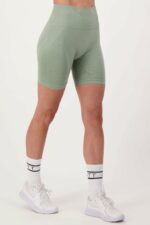 Contour Scrunch Short Green