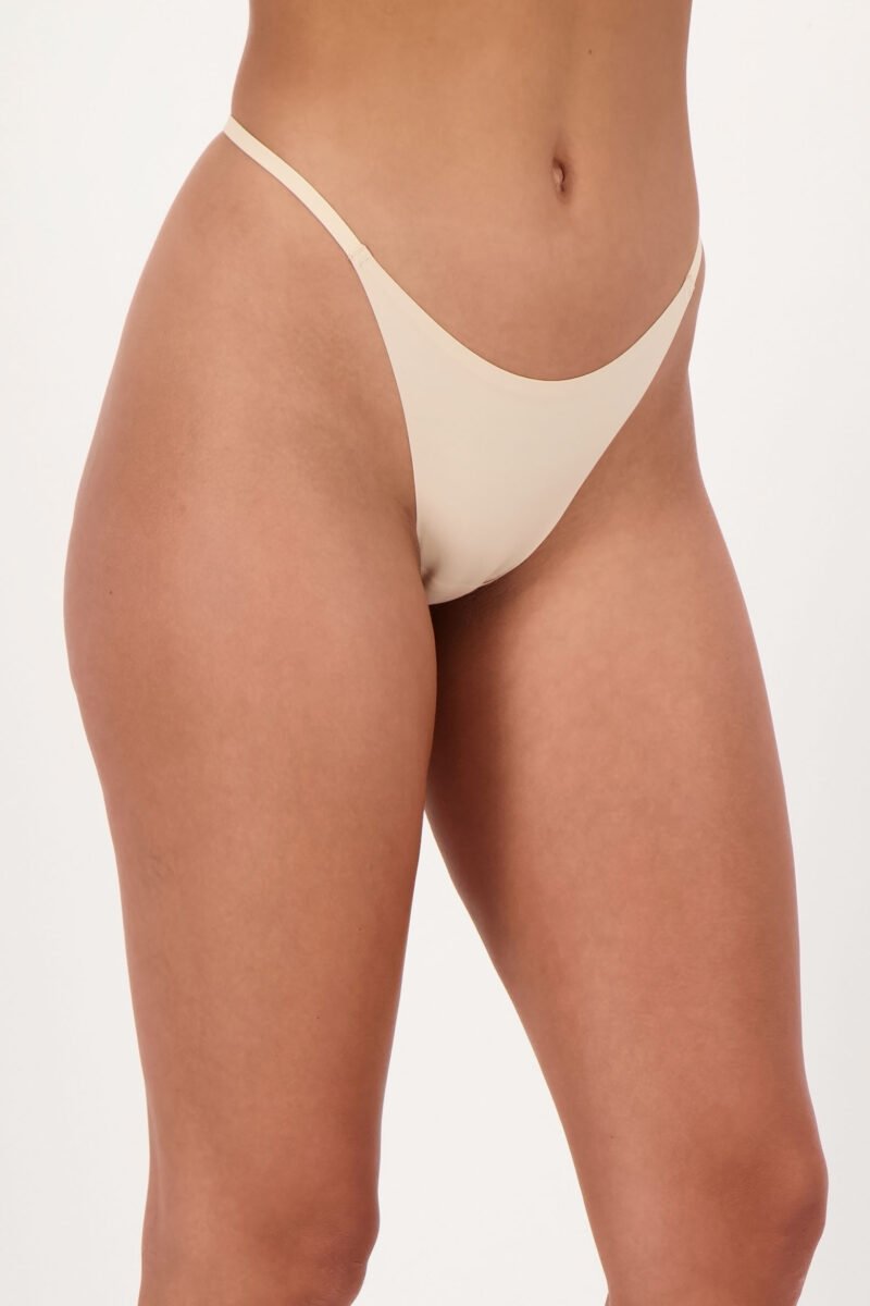 string huid_Voorkant onder_jpg_2