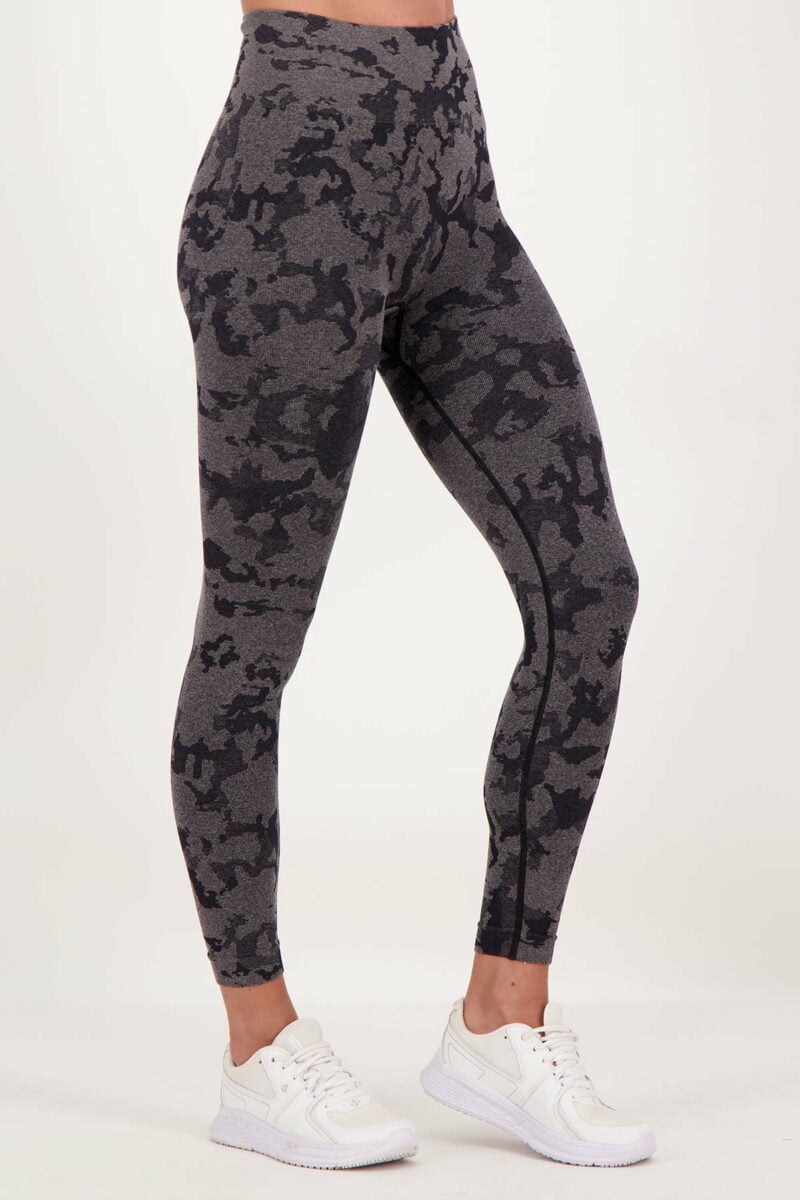 camo zwart_Voorkant onder_jpg_1